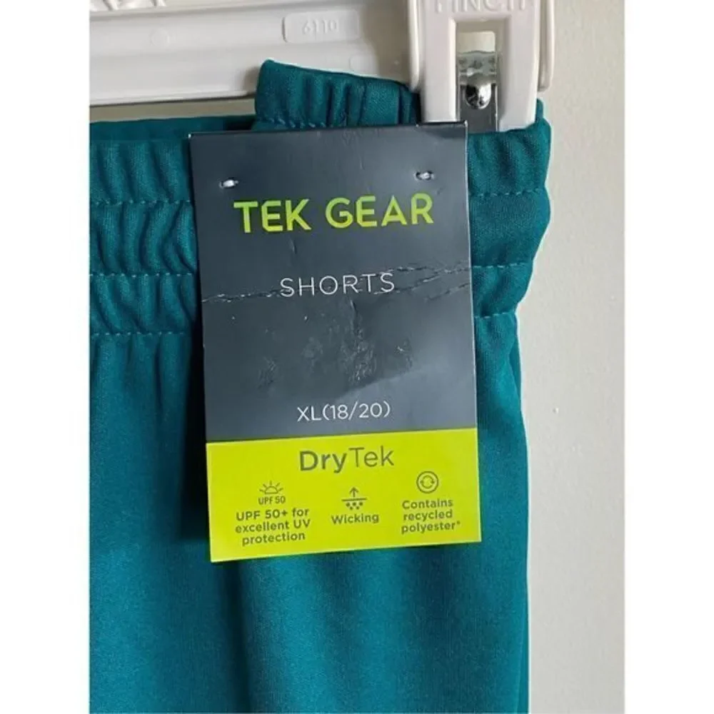 NWT - Tek Gear Boys Athletic Shorts - Green & Yellow - Size XXL
